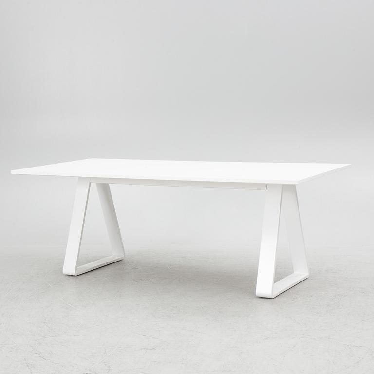 Thomas Eriksson, dining table, "Bermuda", Asplund Collection.