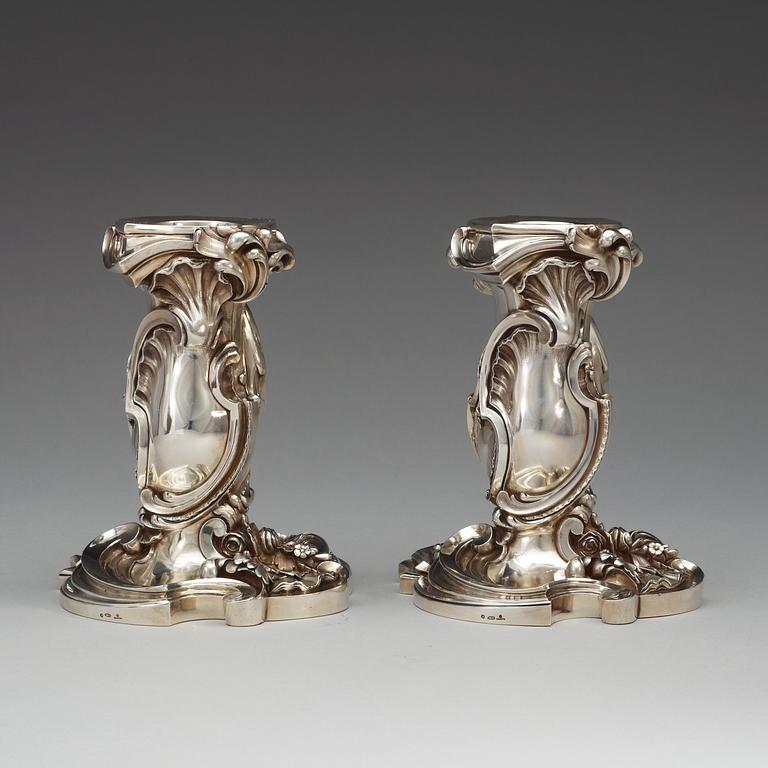 A pair of Fabergé candlesticks, Moscow 1908-1917. Imperial Warrant.