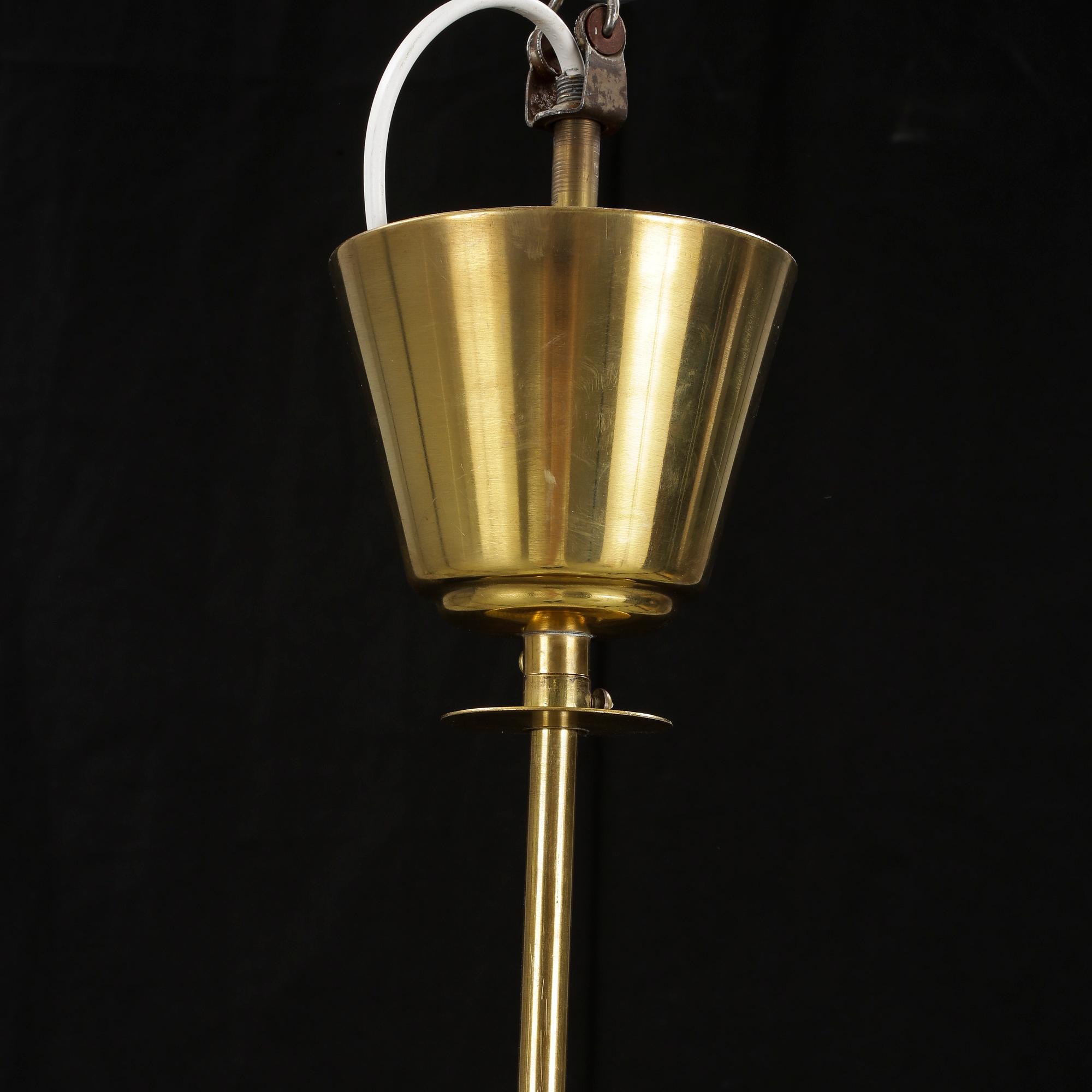 TAKLAMPA, Sverige, 1940/50-tal. Höjd ca 63 cm.