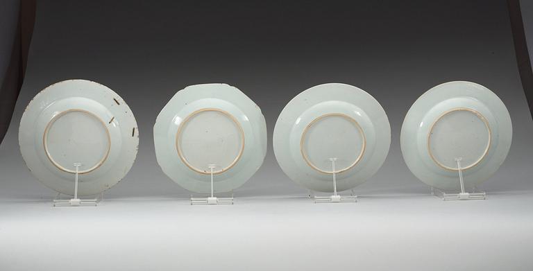 A set of four armorial famille rose dinner plates, Qing dynasty, Qianlong (1736-95).