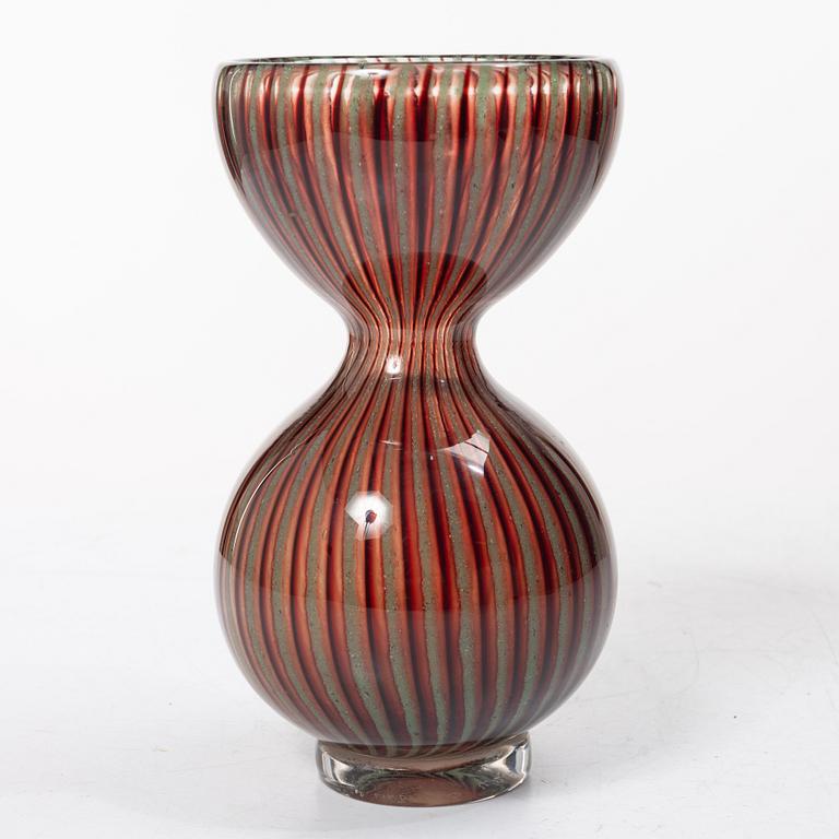 Vicke Lindstrand, a vase, Kosta.