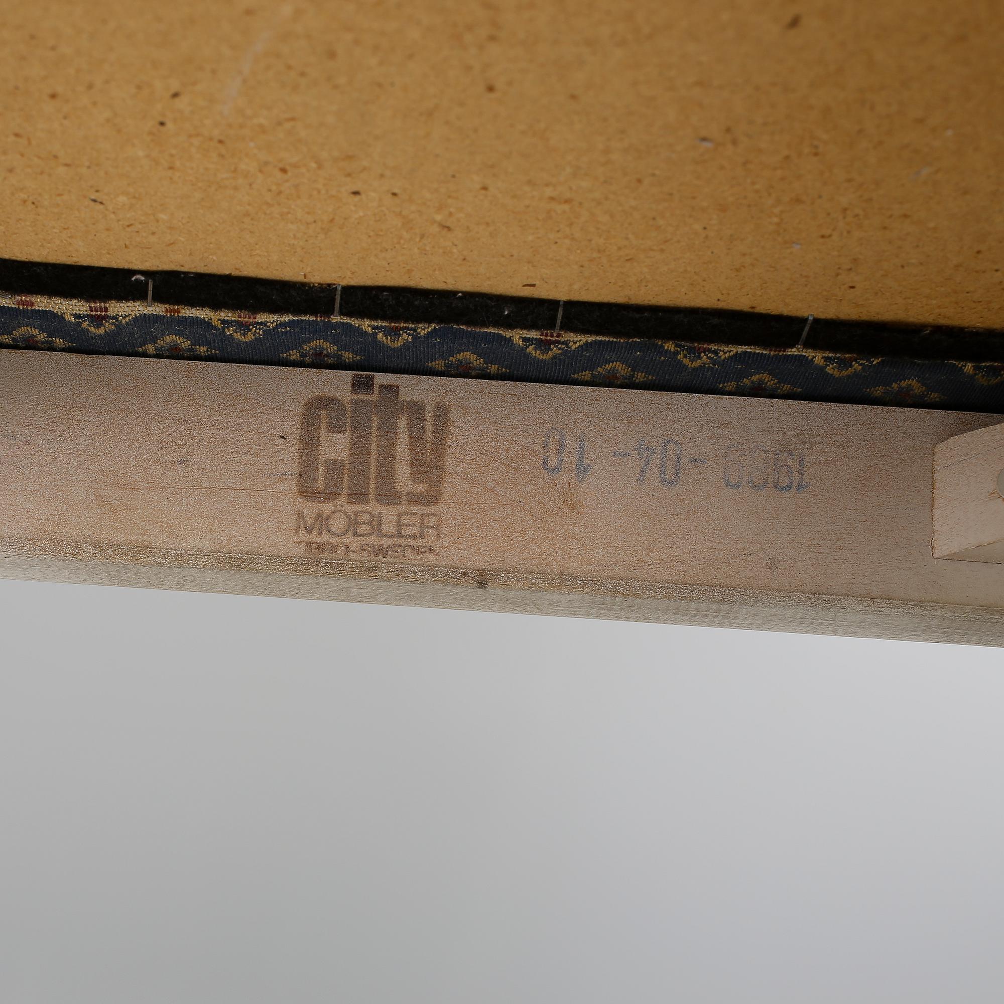 STOLAR, 8 st, gustaviansk stil, City Möbler, Tibro, 1900-talets slut, några märkta 1989.