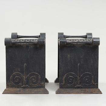 Folke Bensow, a pair of cast iron stools 'Taburett Nr 1', by Näfveqvarns Bruk, Sweden ca 1925.