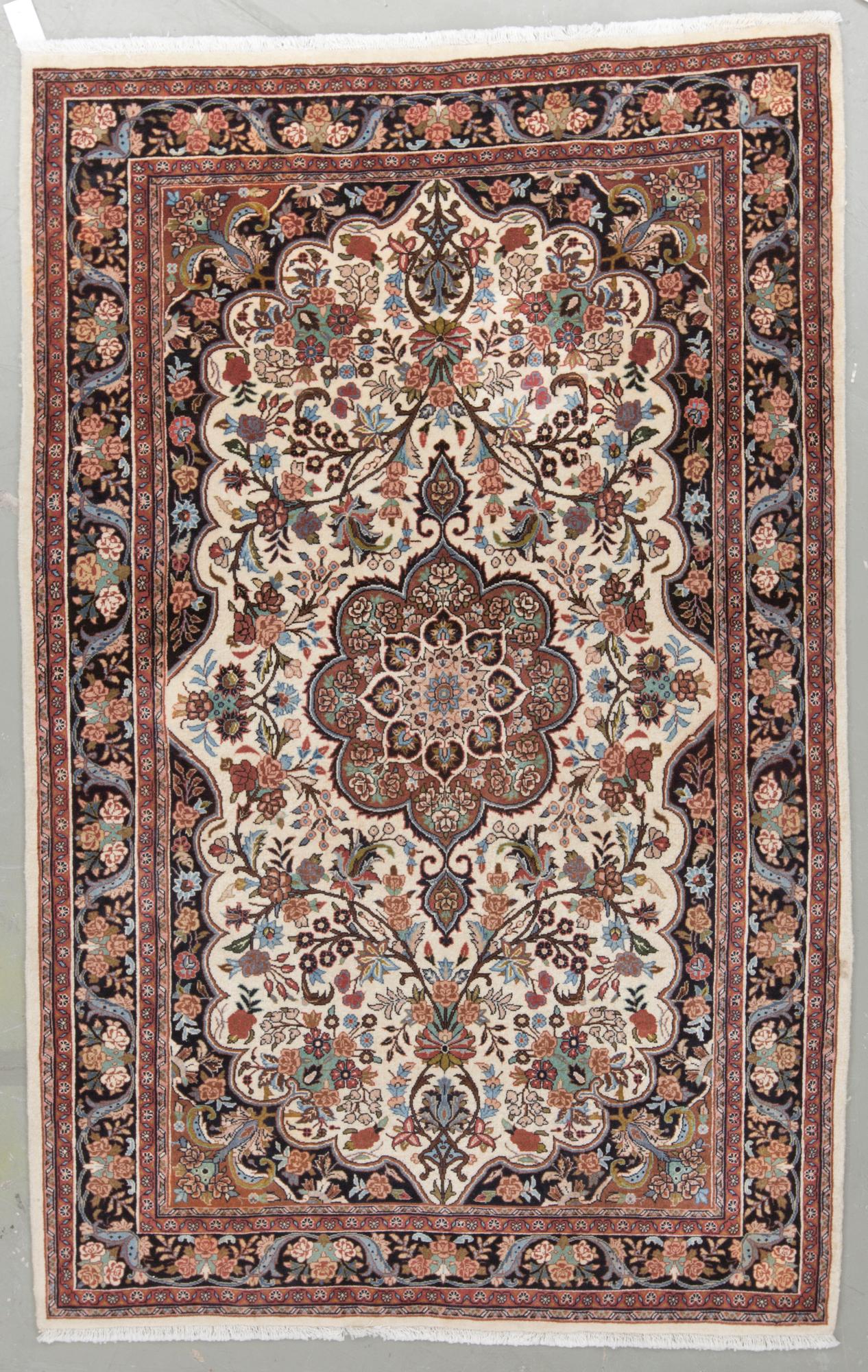 MATTA, Sarough. Ca 208x135 cm.