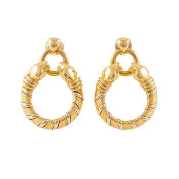 472. A pair of Cartier earrings 18K gold, "Panthère".