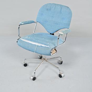 SKRIVBORDSSTOL, "Sam", Sam Larsson, Dux, 1900-talets andra hälft.