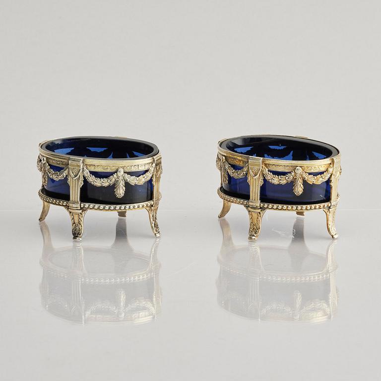 A pair of Swedish 18th century silver and blue glass salt cellars, mark of Pehr Zethelius, Stockholm 1775.