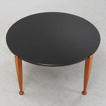Josef Frank, soffbord, modell "965", Firma Svenskt Tenn.
