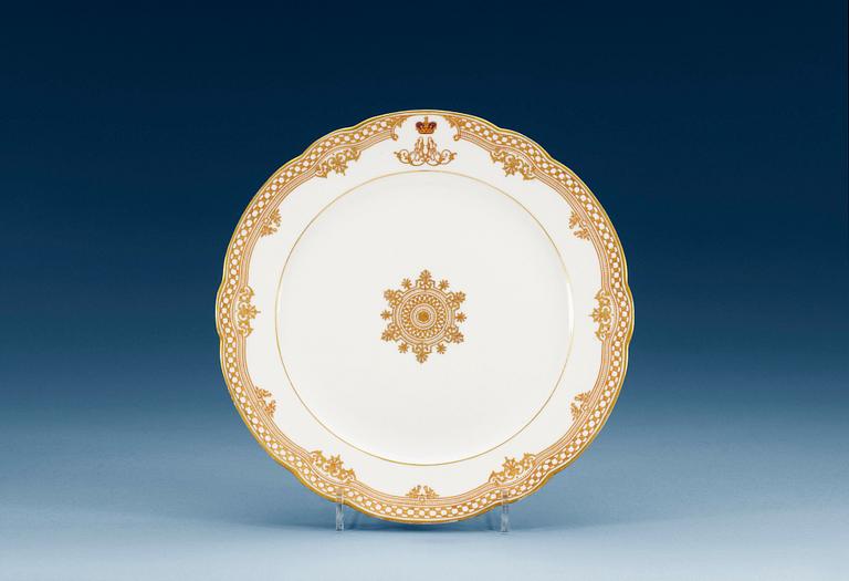 A Russian dinner plate, Imperial porcelain manufactory, period of Alexander II (1855-81).