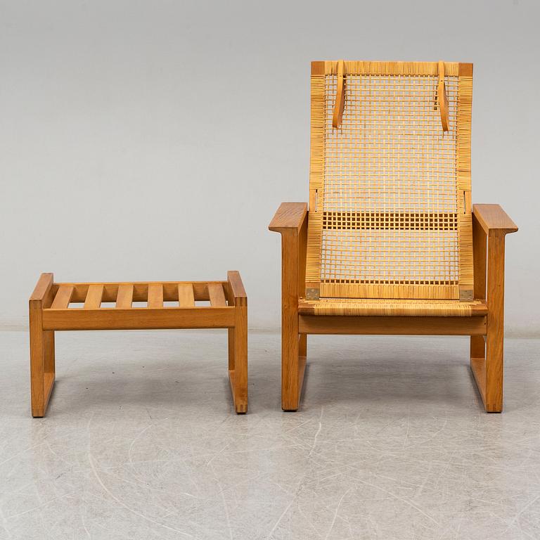 BØRGE MOGENSEN, easy chair and ottoman, "Highback Easy Chair"/"Släden", model 2254, Fredericia Stolefabrik, Denmark.