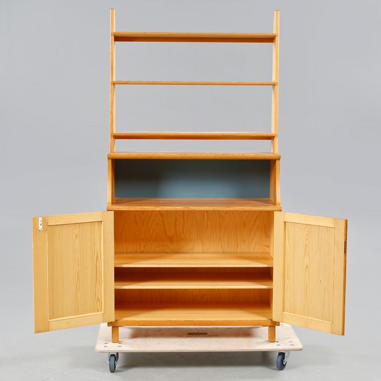 A bookcase / cabinet, model Visingsö, designed by Carl Malmsten, made in the second half of the 20th century.