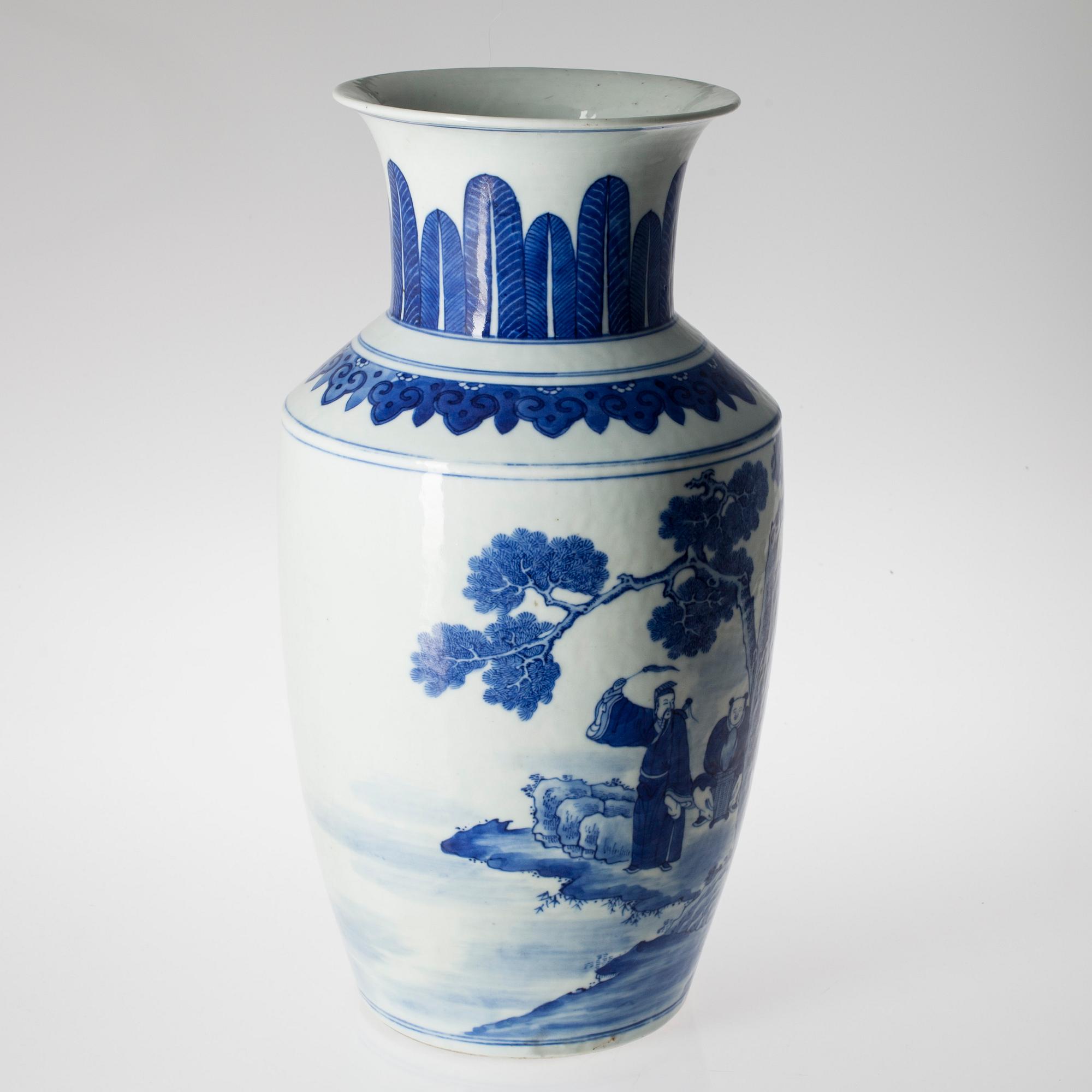 VAS, porslin, Kina sekelskiftet 1800/1900.