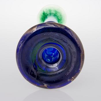 KERTTU NURMINEN, GLASSKULPTUR, signerad Kerttu Nurminen Nuutajärvi Notsjö 1992.