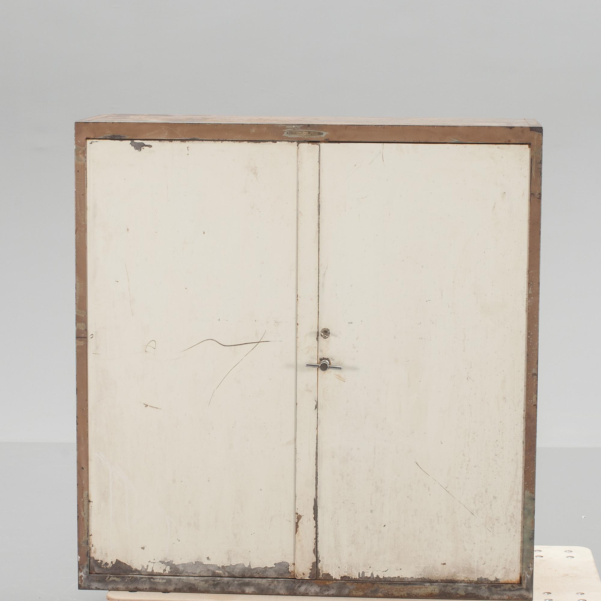 SKÅP, plåt, Lindqvist Stålmöbler, Motala.