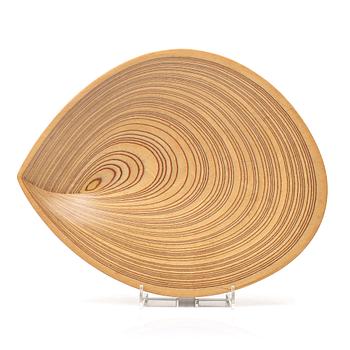 303. Tapio Wirkkala, a laminated birch plywood dish, Finland 1950's.