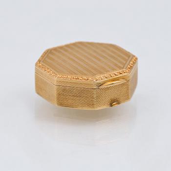 DOSA, 18K guld, importstämplat, Stockholm, 1917. Vikt 12,0 gram.
