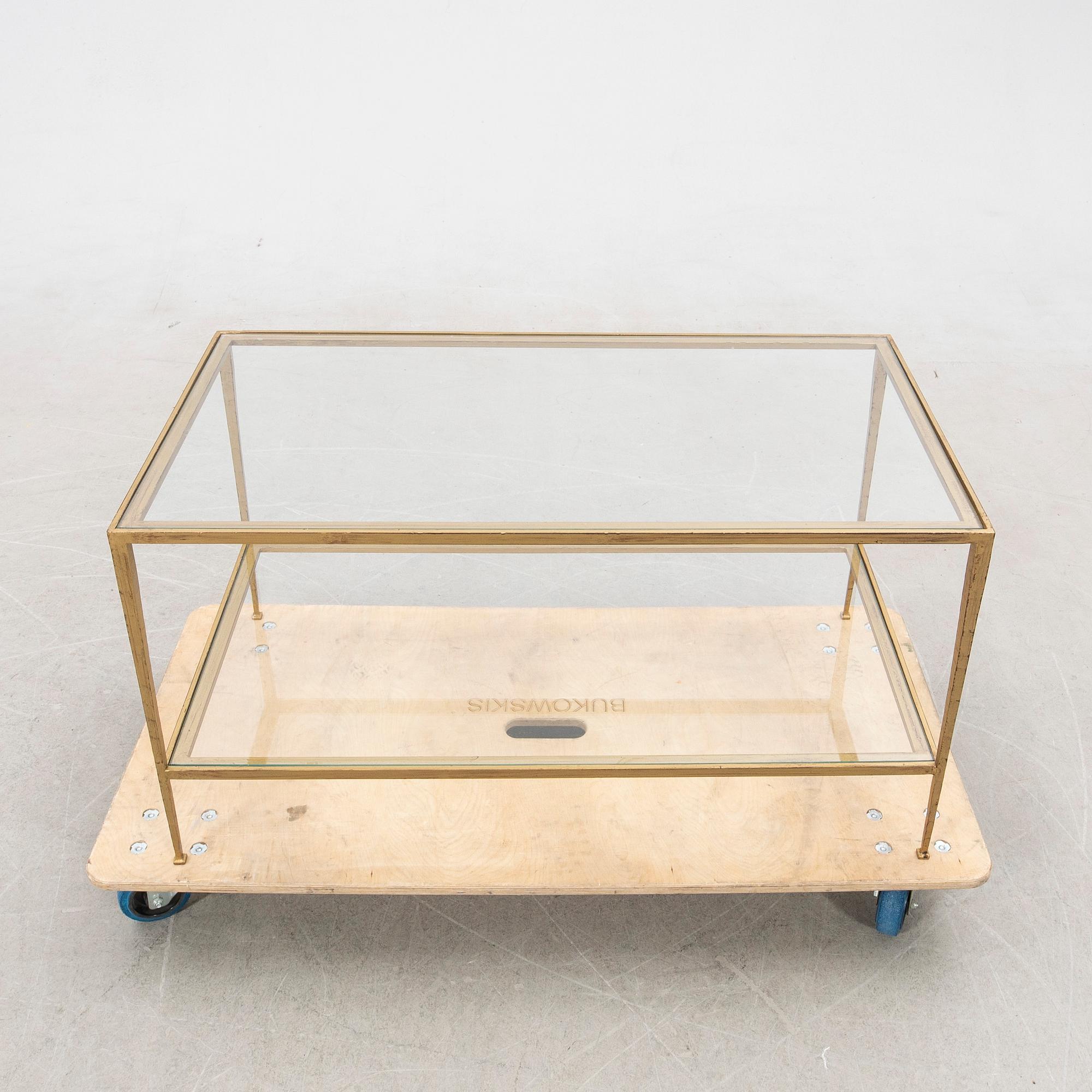 Coffee table, Oscar & Clothilde.