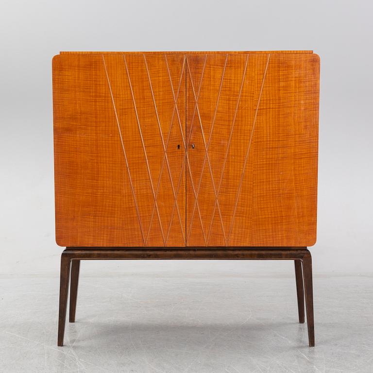 A SWEDISH MODERN CABINET, 1940's.