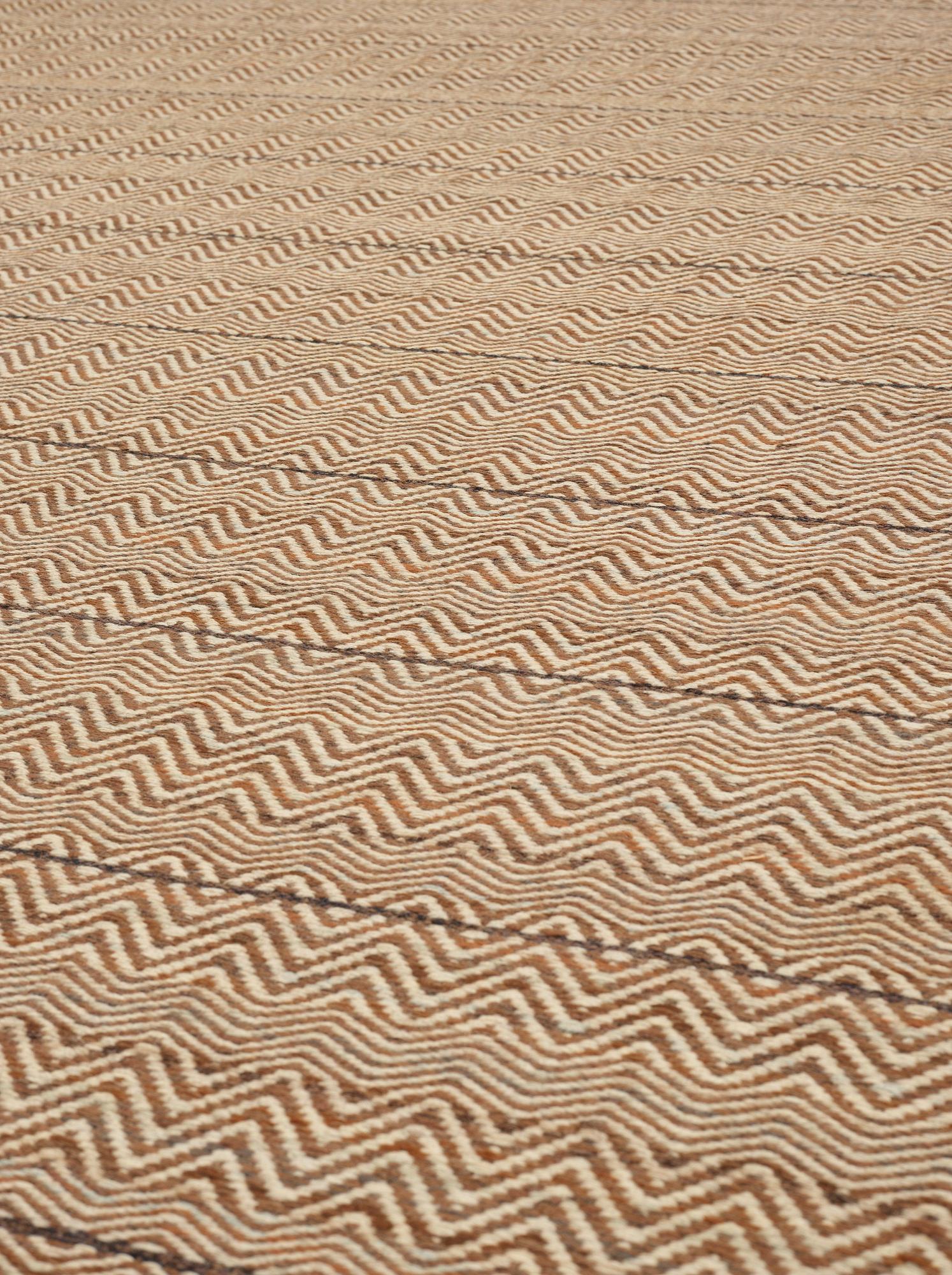 CARPET. "Rosengång, brun". 366 x 253,5 cm. Signed AB MMF BN.