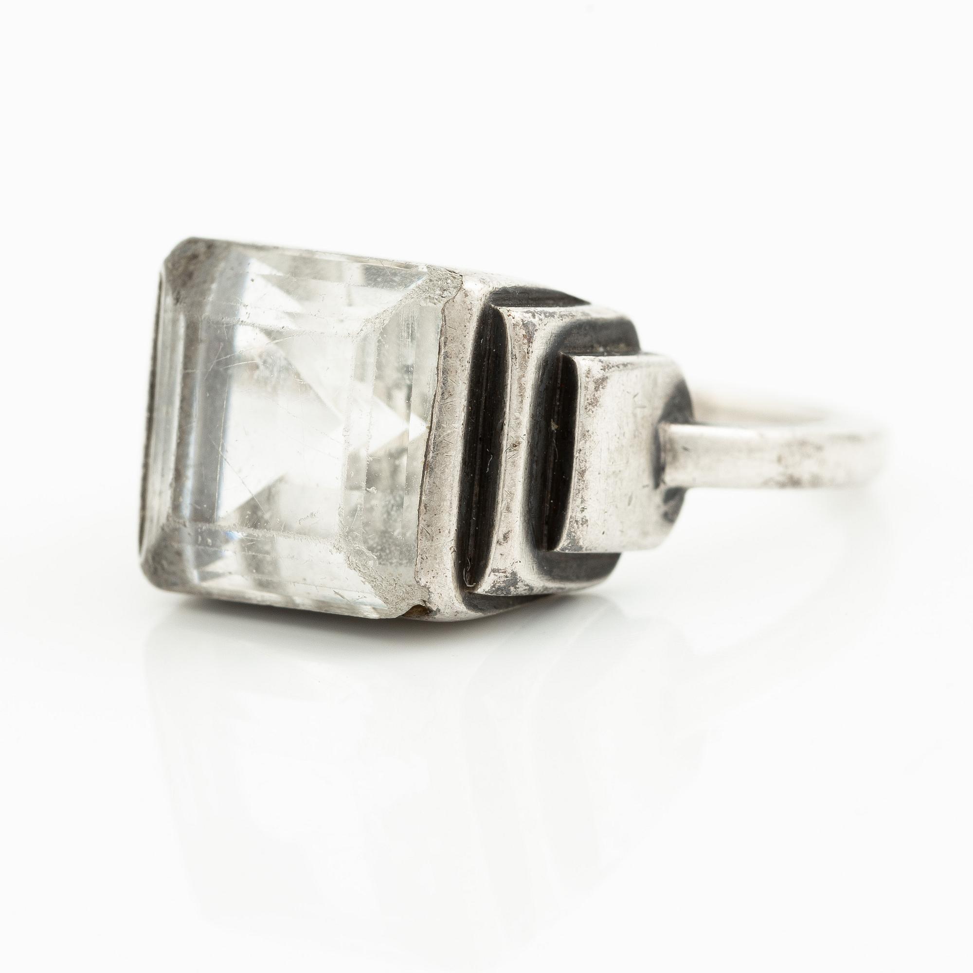 Wiwen Nilsson, ring, silver med fasettslipad bergkristall, Lund 1939.