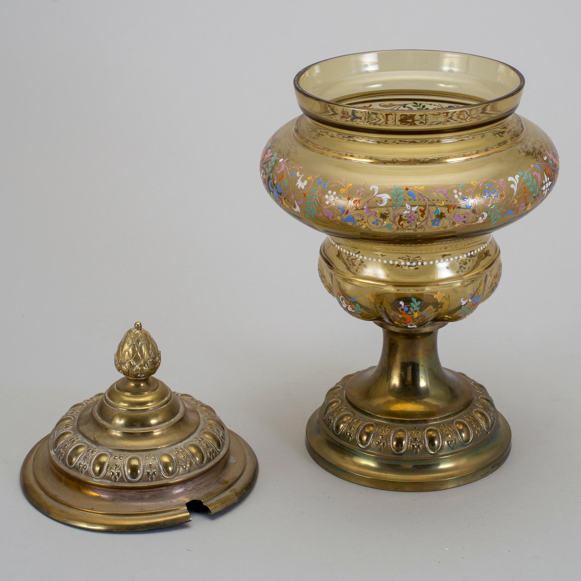 BÅLSKÅL, glas och mässing, omkring sekelskiftet 1900.