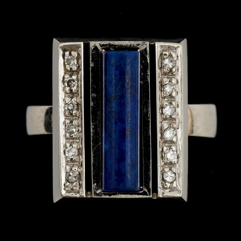 RING, 18k vitguld med lapis lazuli och åttkantslipade diamanter tot ca0,12ct. Vikt 9g.