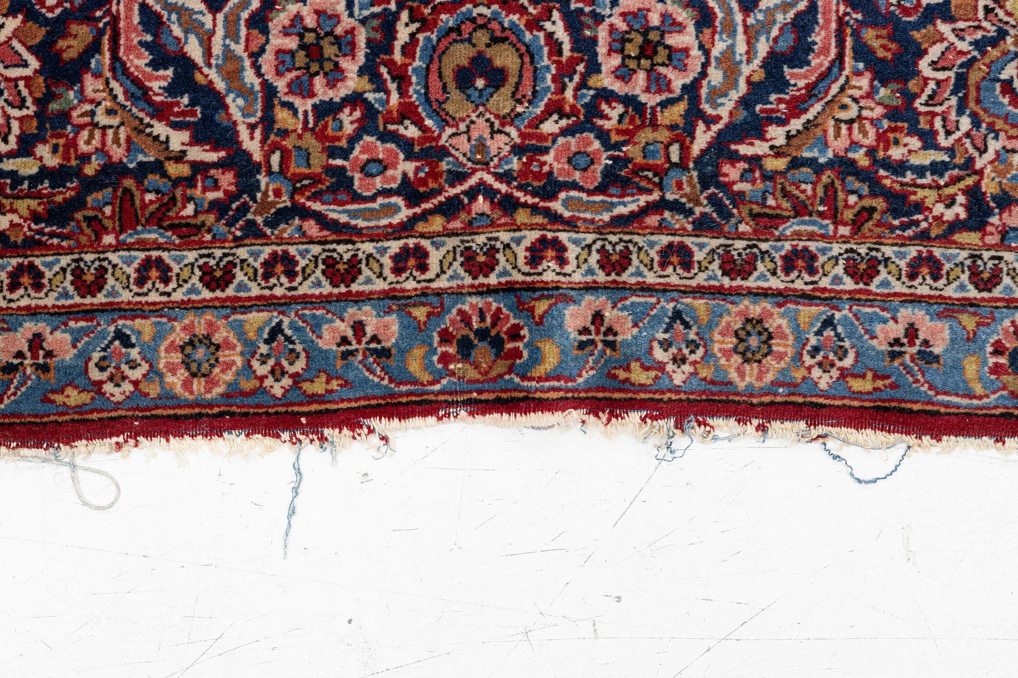 Matta, orientalisk, figural, ca 168 x 108 cm.