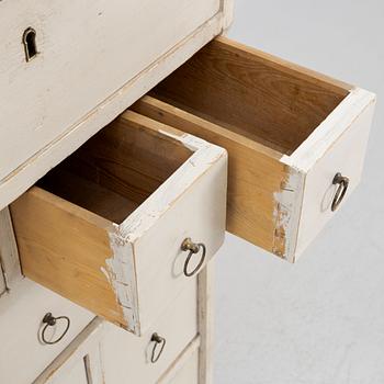 Drawer compartment with overhead cabinet, late 19th Century.