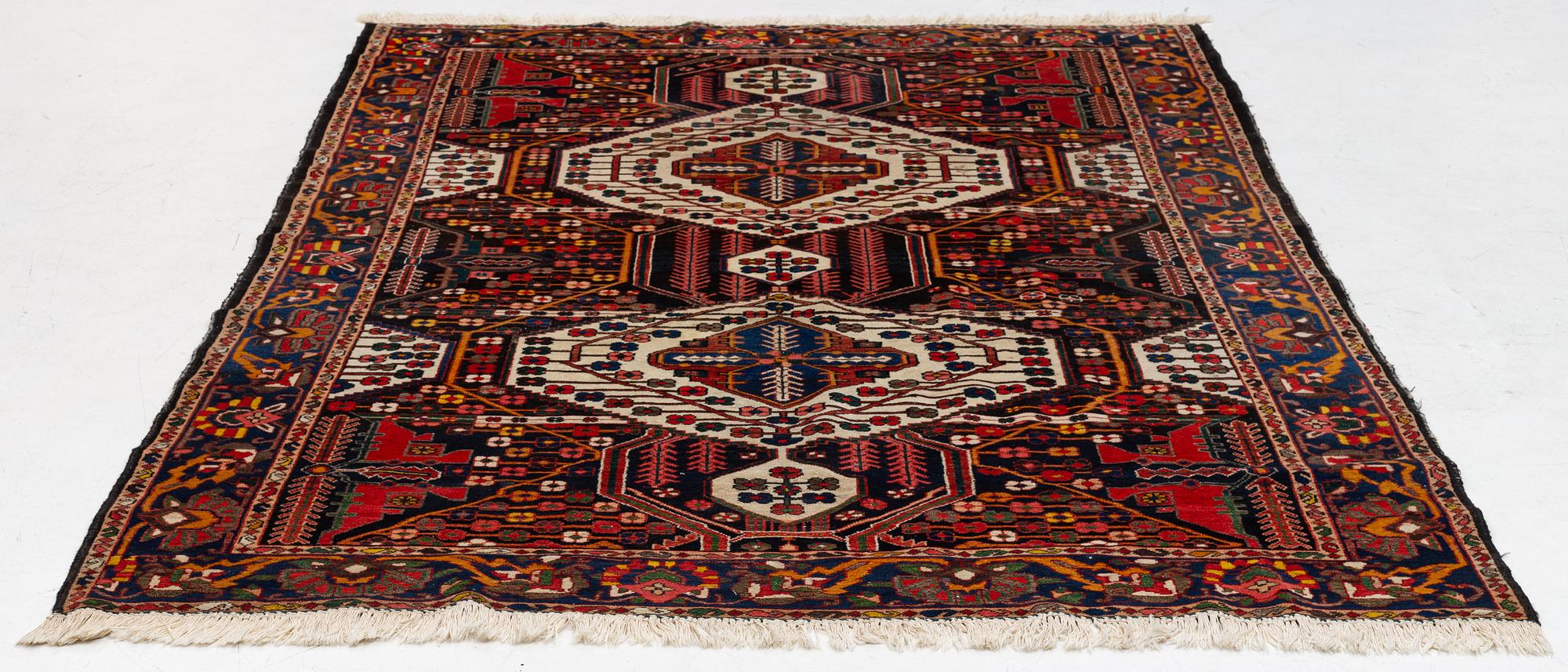 Matta, Bakhtiari, ca 290 x 190 cm.