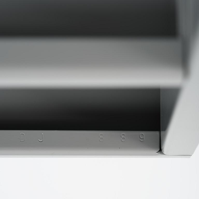 Donald Judd, a "Corner Chair No 15", Lehni, Switzerland, 1989.