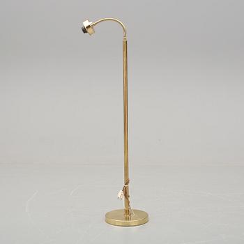 GOLVLAMPA, mässing, Josef Frank, modell 1838, Firma Svenskt Tenn.