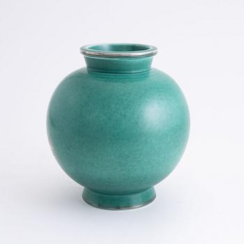Wilhelm Kåge, an 'Argenta' stoneware vase, Gustavsberg studio, Sweden 1942.