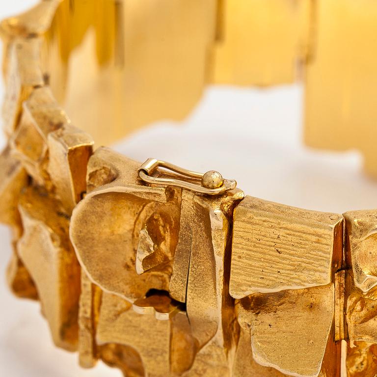 Björn Weckström, Armband, "Tenochtitlan", 18K guld. Lapponia 1970.
