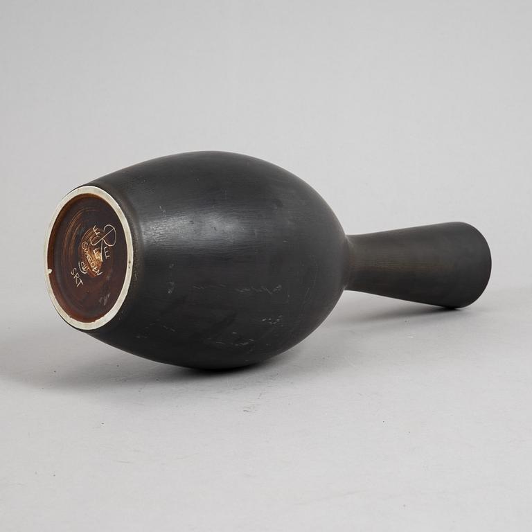 A stoneware vase by Carl-Harry Stålhane, Rörstrand.