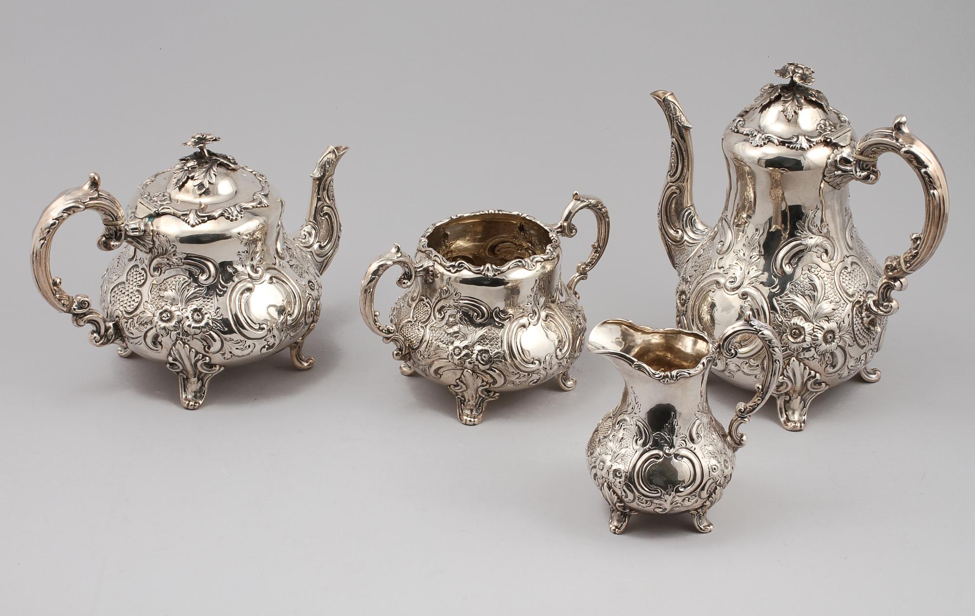 KAFFE- / TESERVIS, 4 delar, silver, möjligen James Aldridge, London, England, 1854, total vikt ca 2295 gram.