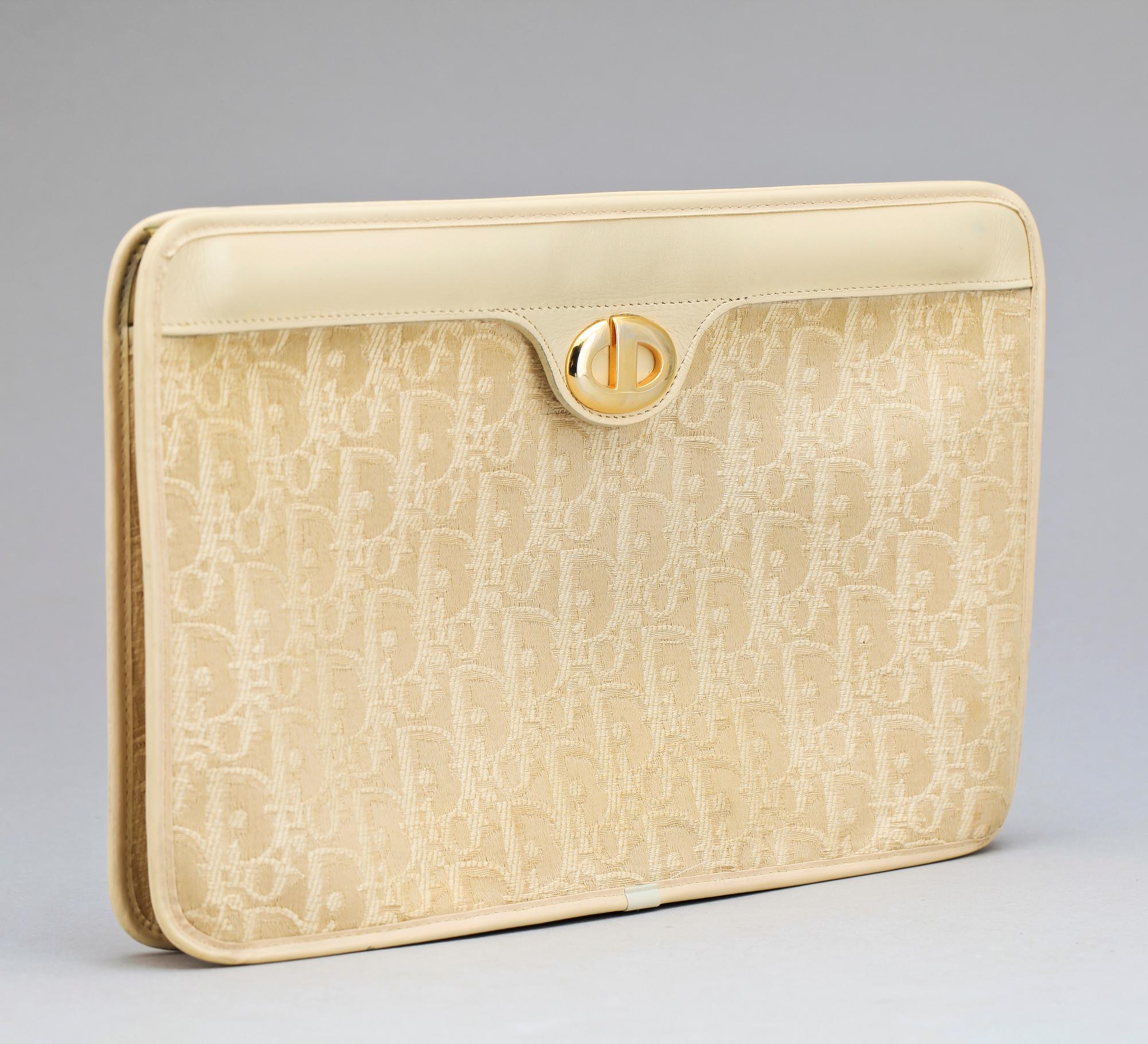 VÄSKA /KUVERTVÄSKA, Christian Dior, Paris.