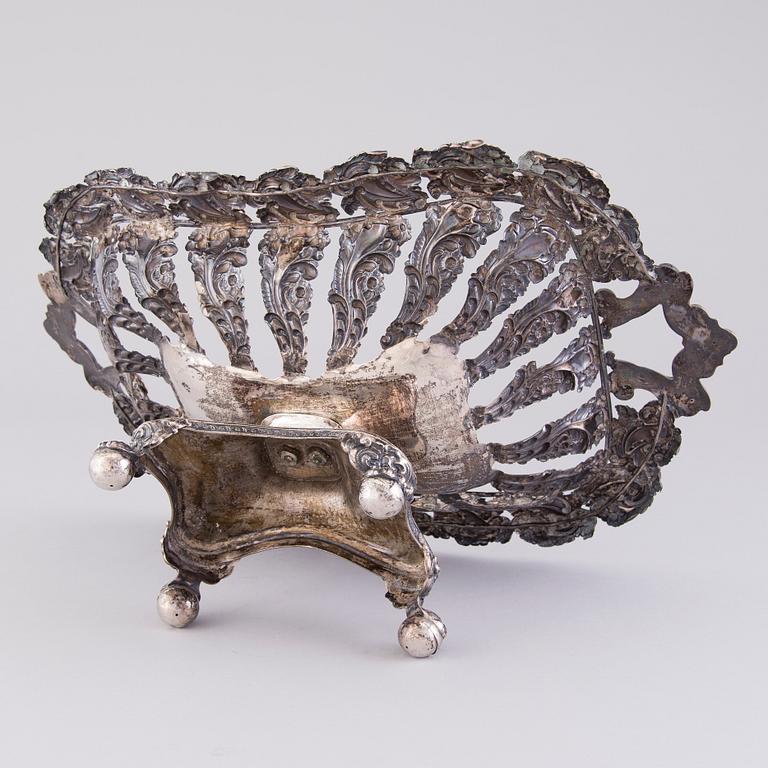 BREAD BASKET, silver, Roland Melin, Helsinki 1852.