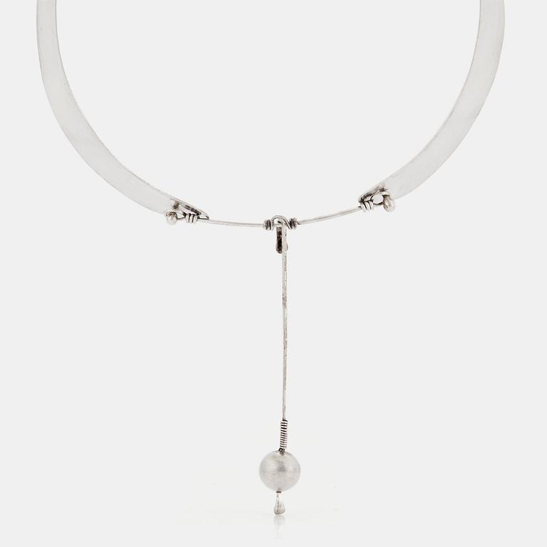 Vivianna Torun Bülow-Hübe, a silver necklace, executed in her own wokshop, Stockholm 1955.