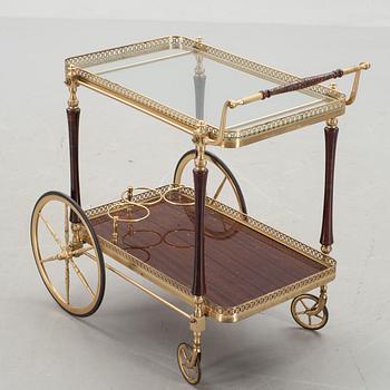 SERVERINGSVAGN, 1900-talets andra hälft.