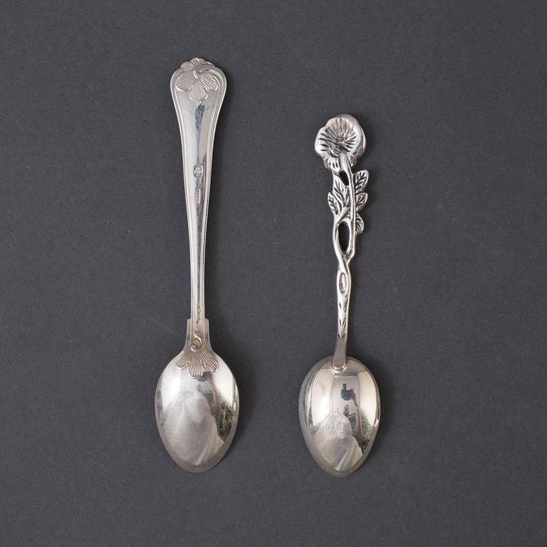 24 SILVER COFFEE SPOONS (12+12), second half of the 20th century. Weight ca 230 g.