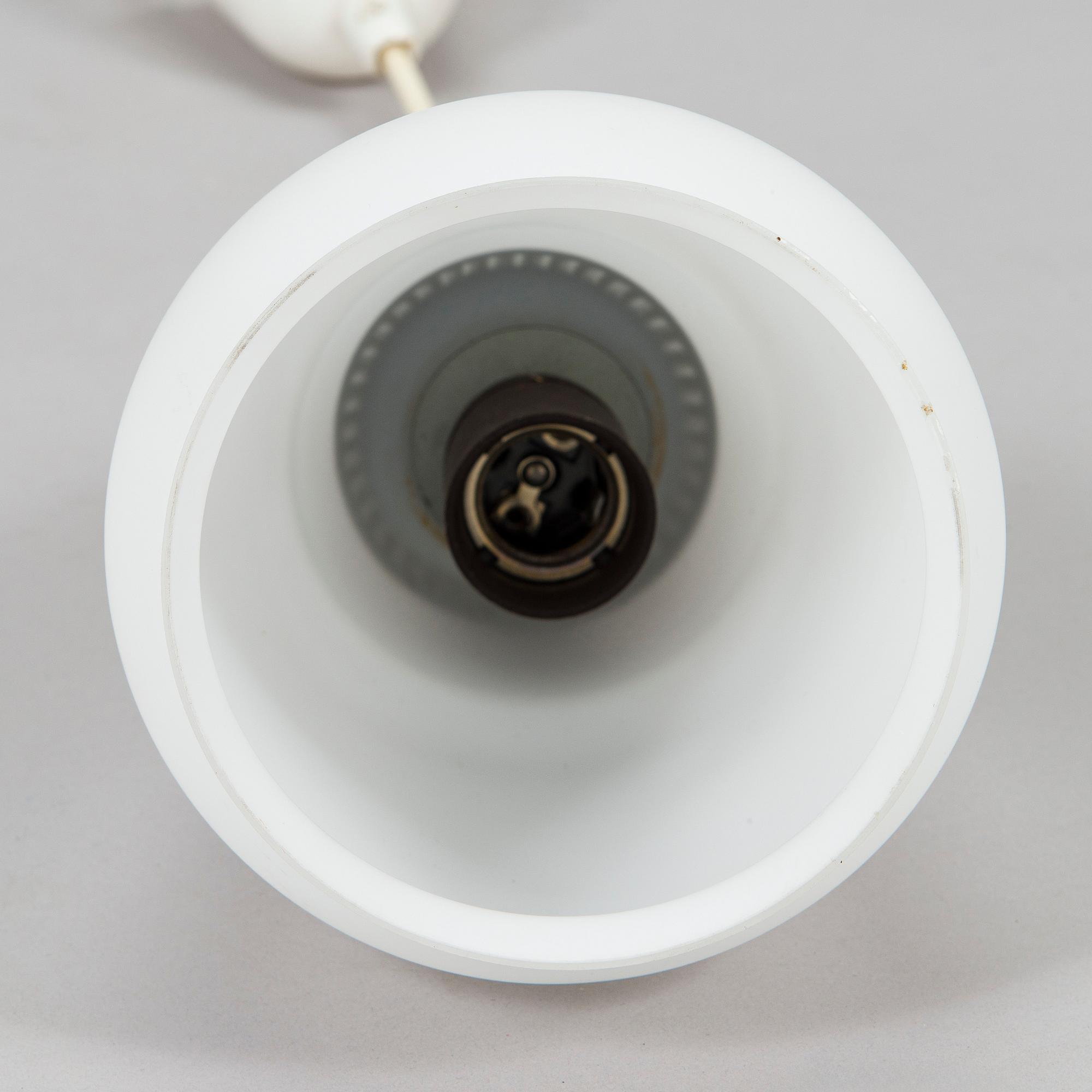 Taklampa, modell K3-74 för Idman 1900-talets mitt.