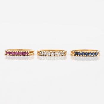 Three rings, 18K gold with sapphires, brilliant-cut diamonds and rubies.