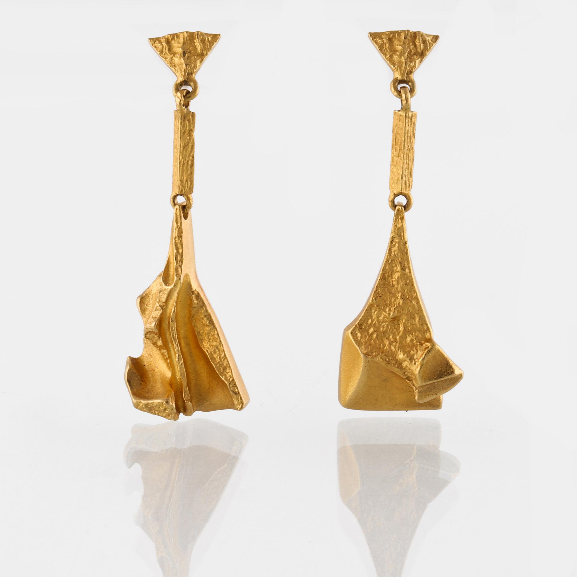 ÖRHÄNGEN, 18K guld, "Scarlett", Björn Weckström, Lapponia, Finland, 1988. Vikt 9,4 gram.