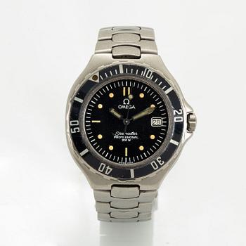 Omega, Seamaster, Professional 200m, "Pre-Bond", armbandsur, 38 mm.