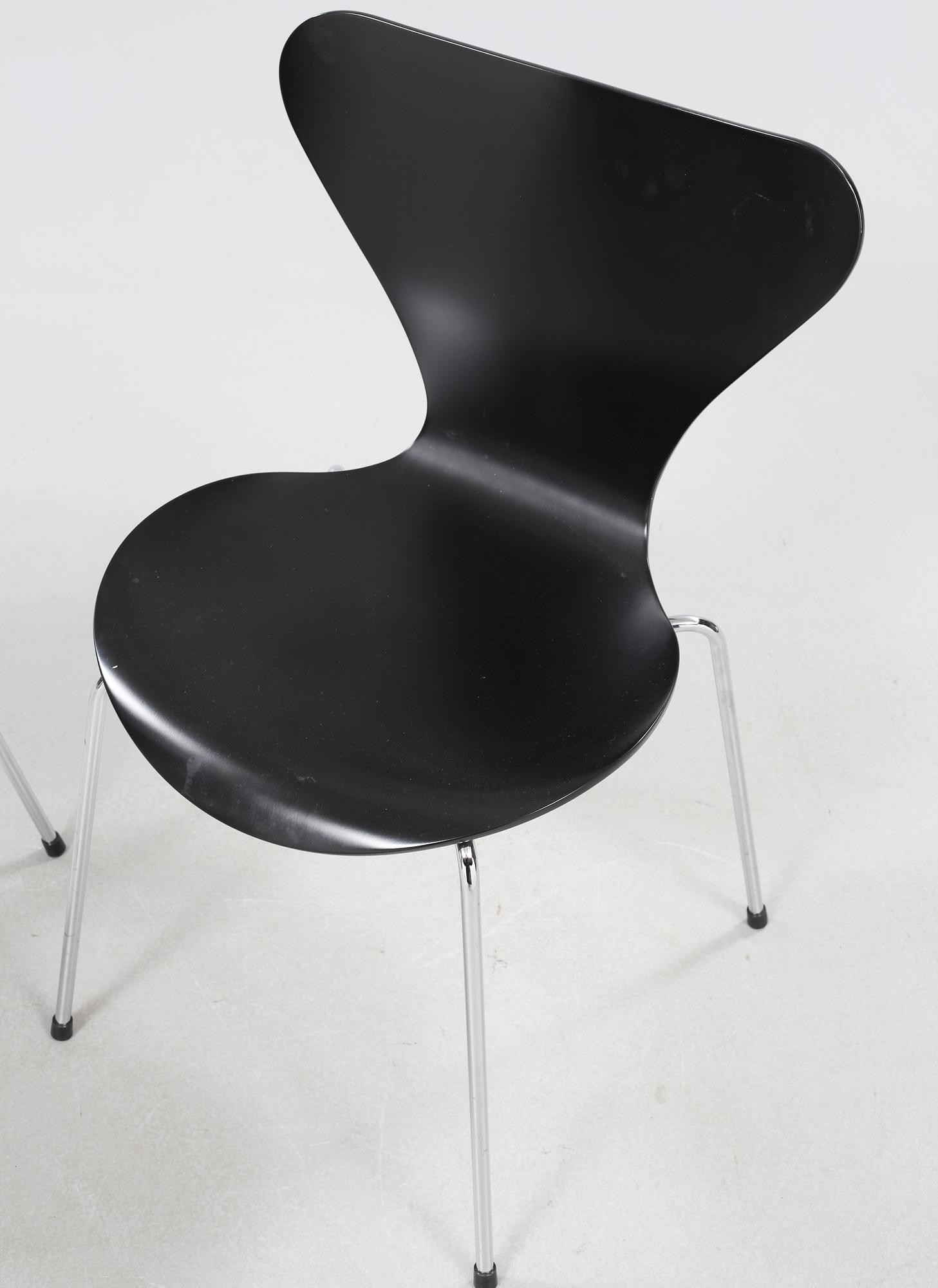 STOLAR, 6 st, "Sjuan", Arne Jacobsen, Fritz Hansen, 2002.