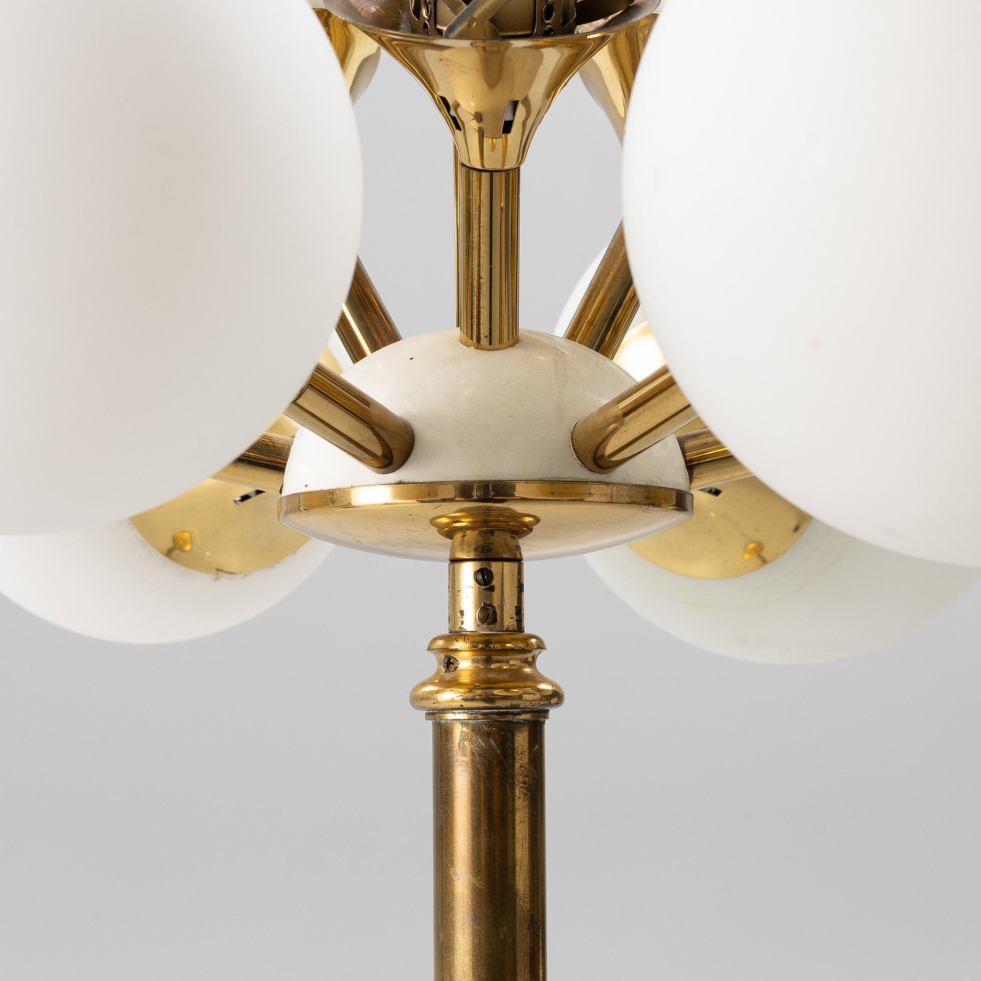 Golvlampa, troligen Italien, 1900-talets andra hälft.