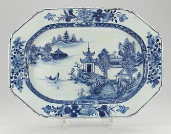 50. STEKFAT, kompaniporslin. Qing dynastin, Qianlong (1736-95).