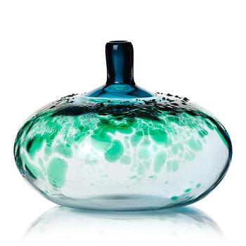 13. Ingeborg Lundin, a glass vase, Orrefors, Sweden 1957.