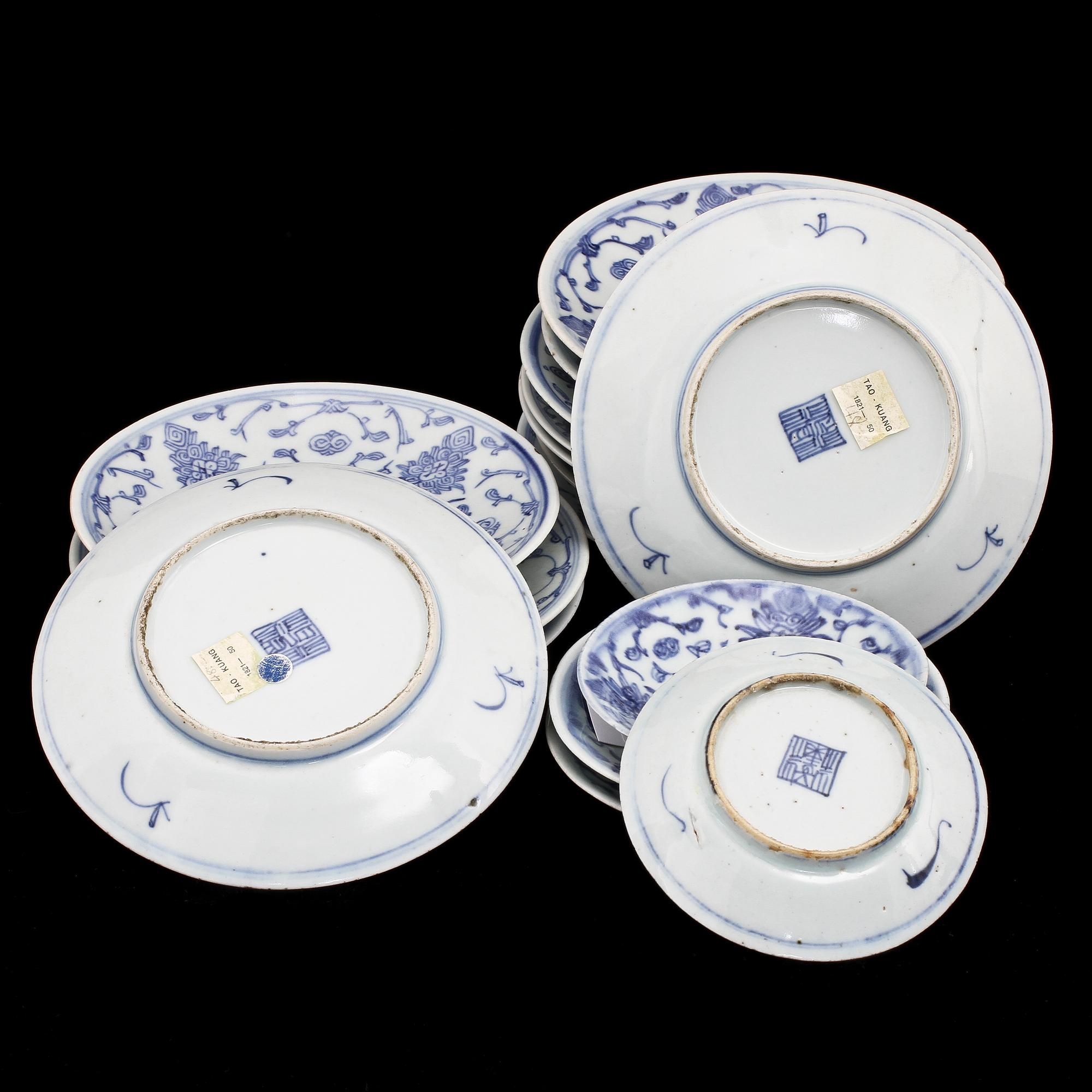 ASSIETTER, 16 st, porslin, Kina, 1800-tal.