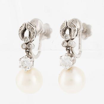 Earrings, W.A Bolin, a pair, 18K white gold with pearls and brilliant-cut diamonds.